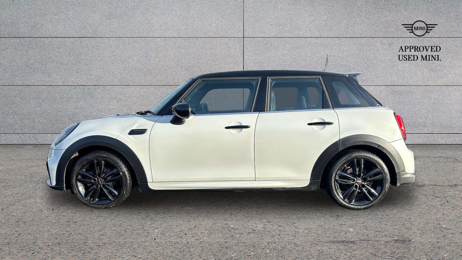 Used MINI Hatch 2023 for sale - 77361431: Photo 5