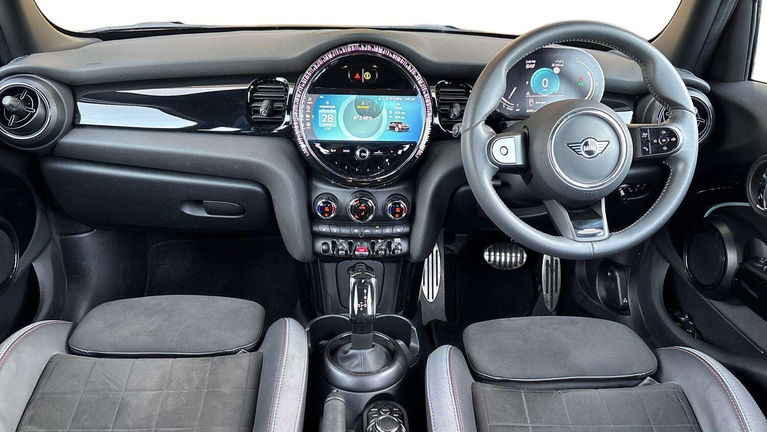 Used MINI Hatch 2023 for sale - 77361431: Photo 6