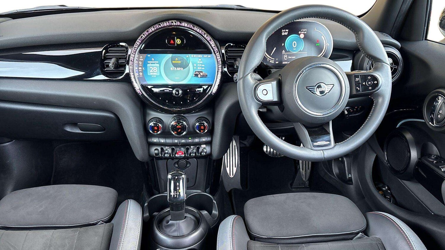 Used MINI Hatch 2023 for sale - 77361431: Photo 7