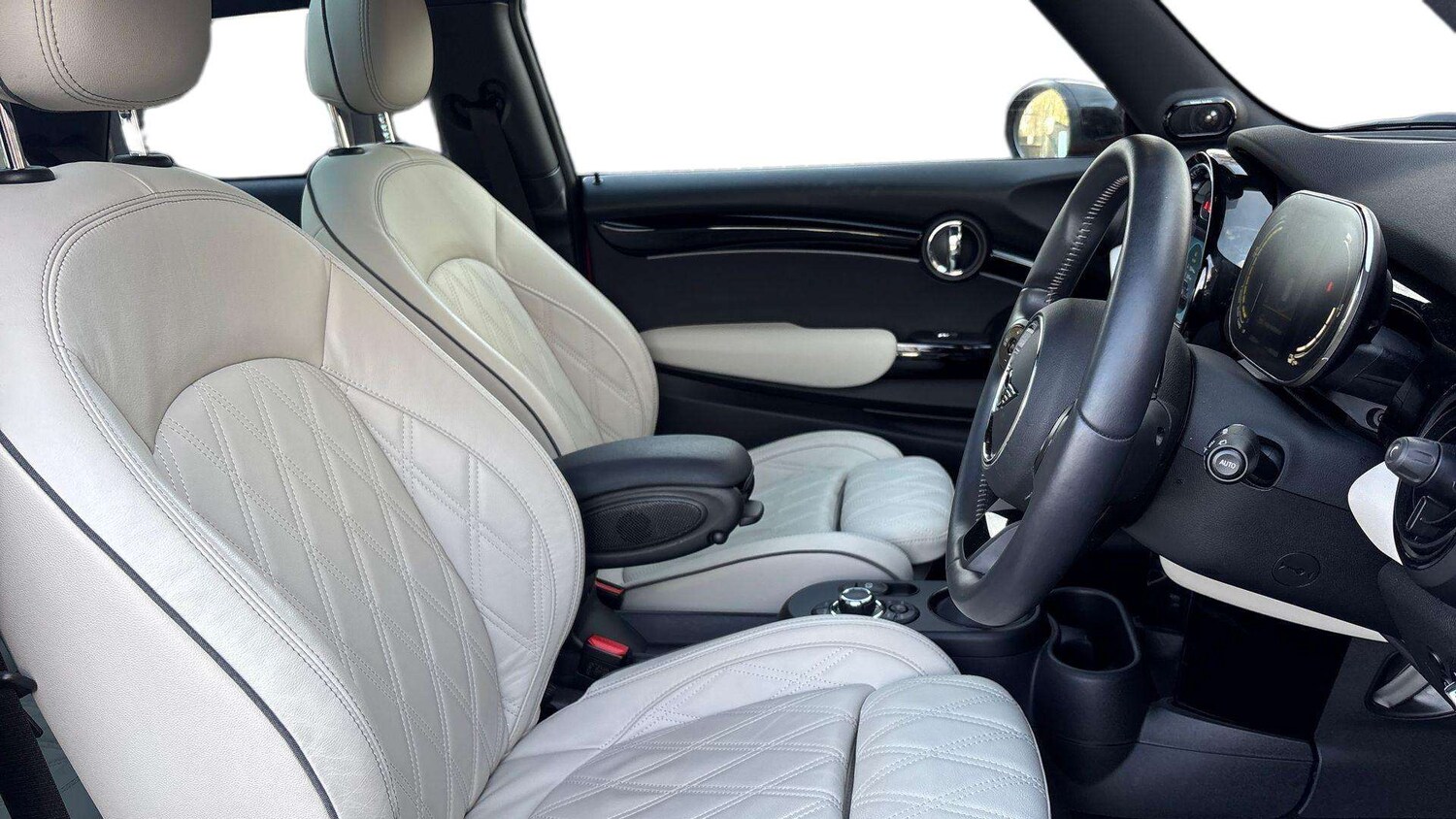 Used MINI Hatch 2023 for sale - 77674864: Photo 13