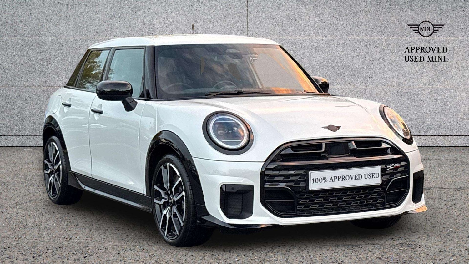 Used MINI Cooper 2025 for sale - 76390719: Photo 1
