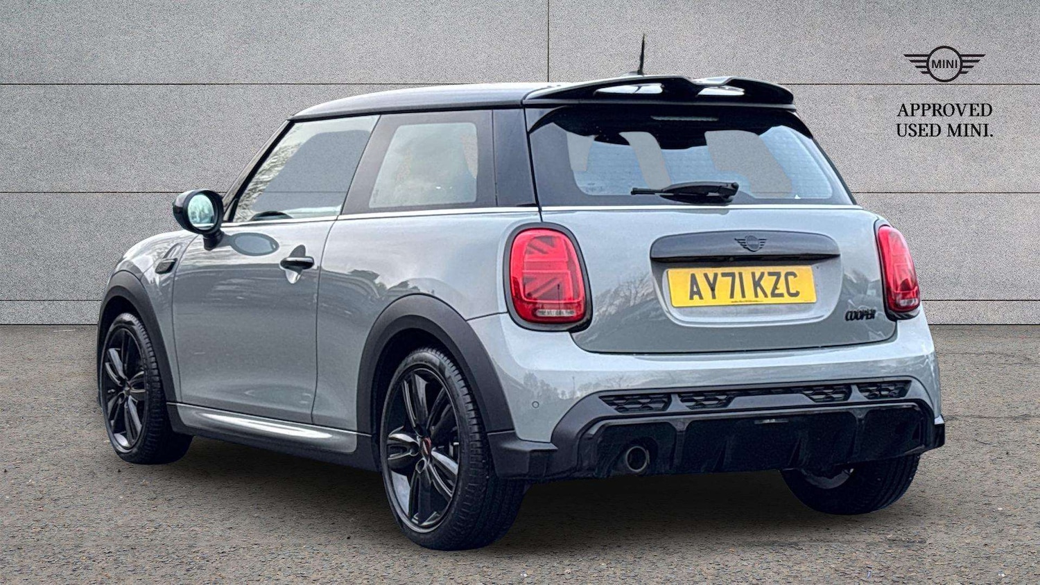 Used MINI Hatch 2022 for sale - 77661207: Photo 2