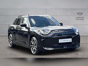 2025 - 160kW SE Sport 54kWh 5dr Auto