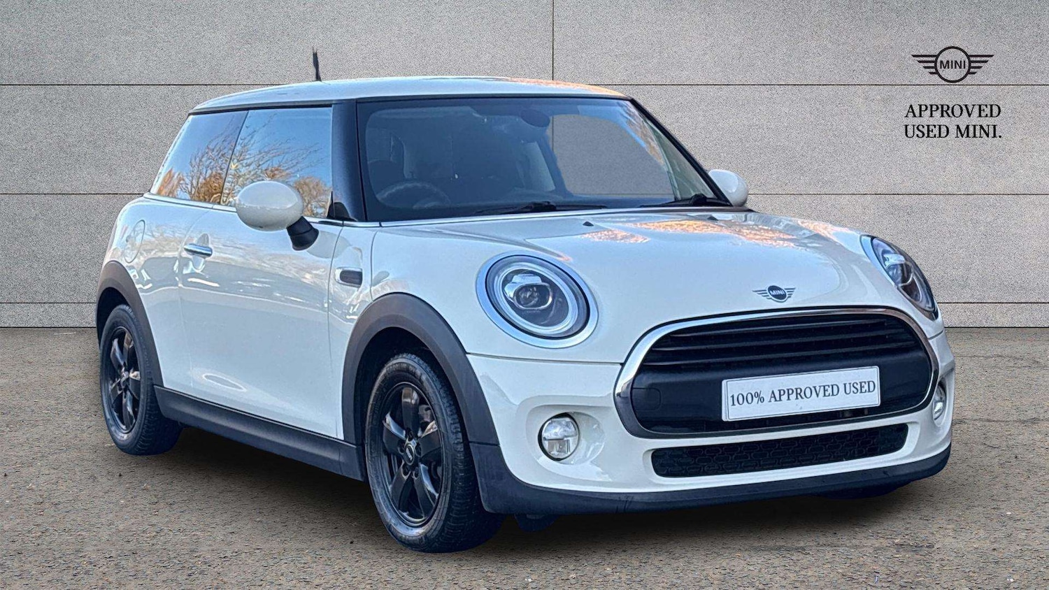 Used MINI Hatch 2019 for sale - 76804844: Photo 1