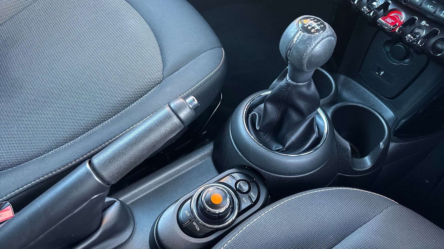 Used MINI Hatch 2019 for sale - 76804844: Photo 12