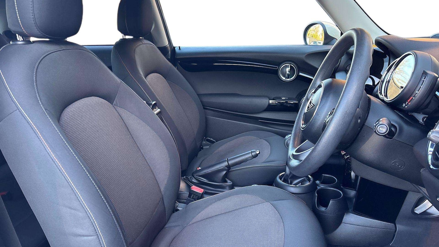 Used MINI Hatch 2019 for sale - 76804844: Photo 13