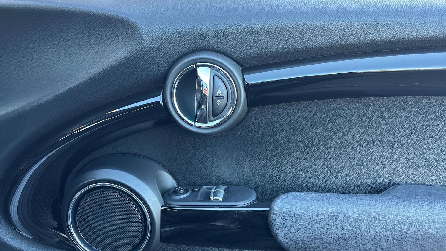 Used MINI Hatch 2019 for sale - 76804844: Photo 27