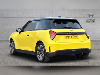 Used MINI Cooper 2024 for sale - 75523071: Photo