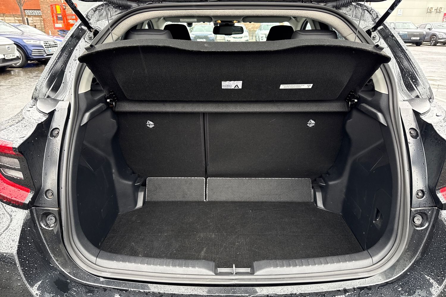 Used Mazda Mazda2 HYBRID 2022 for sale - 78043678: Photo 8