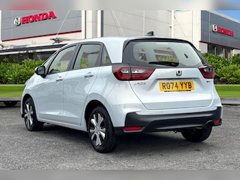 Used Honda Jazz 2024 for sale - 76186018: Photo 2