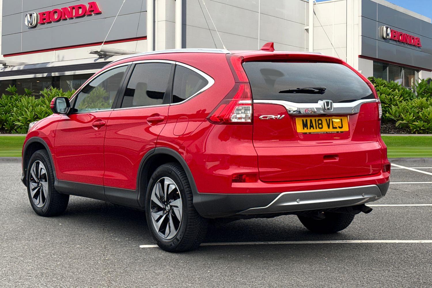 Used Honda CR-V 2018 for sale - 77064559: Photo 2