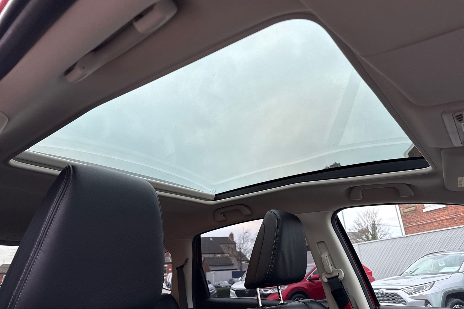 Used Honda CR-V 2018 for sale - 77064559: Photo 28