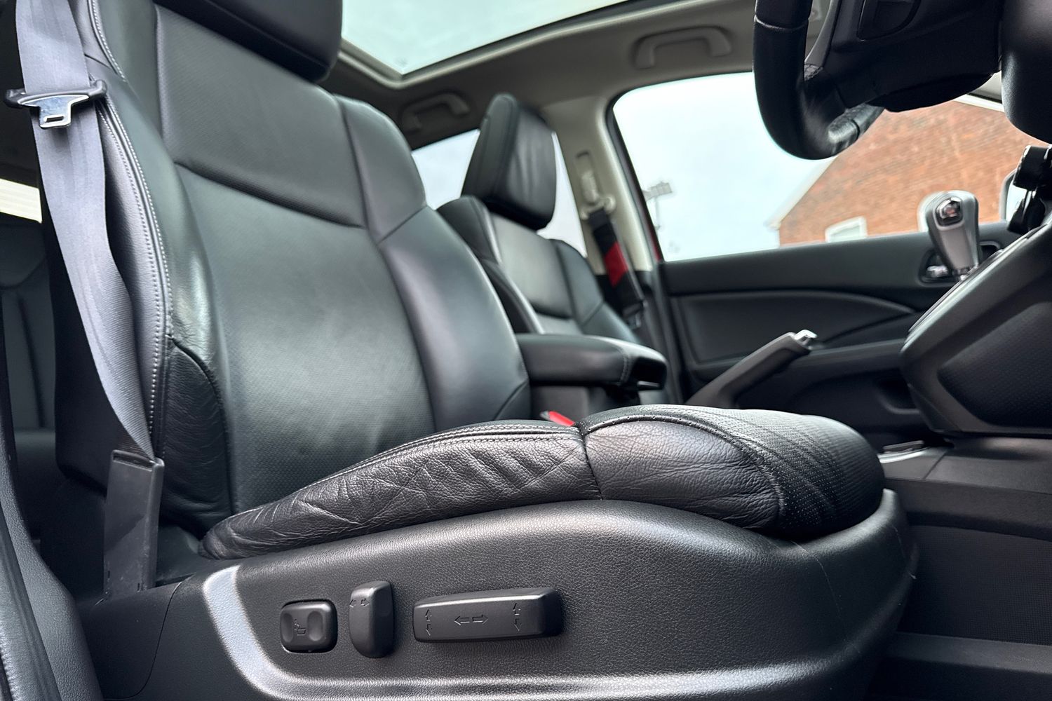 Used Honda CR-V 2018 for sale - 77064559: Photo 32