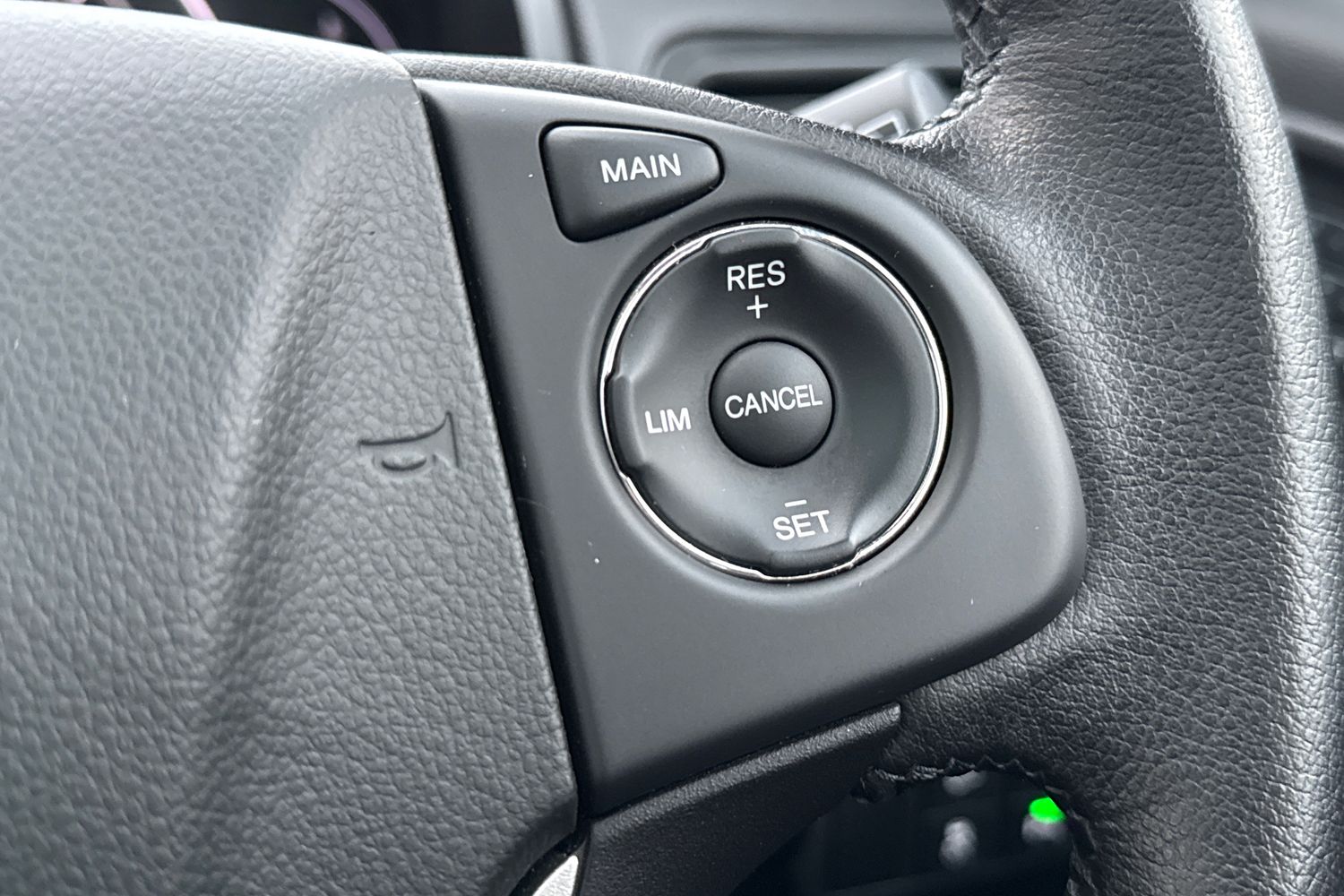 Used Honda CR-V 2018 for sale - 77064559: Photo 44