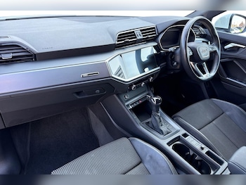 Used Audi Q3 2022 for sale - 78833427: Photo