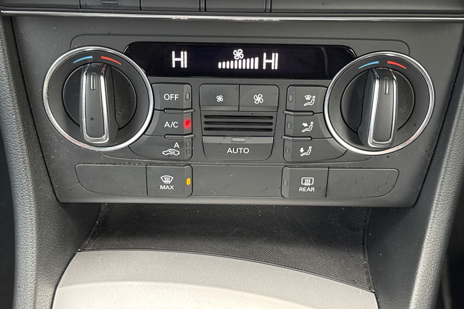 Used Audi Q3 2017 for sale - 78055956: Photo 21