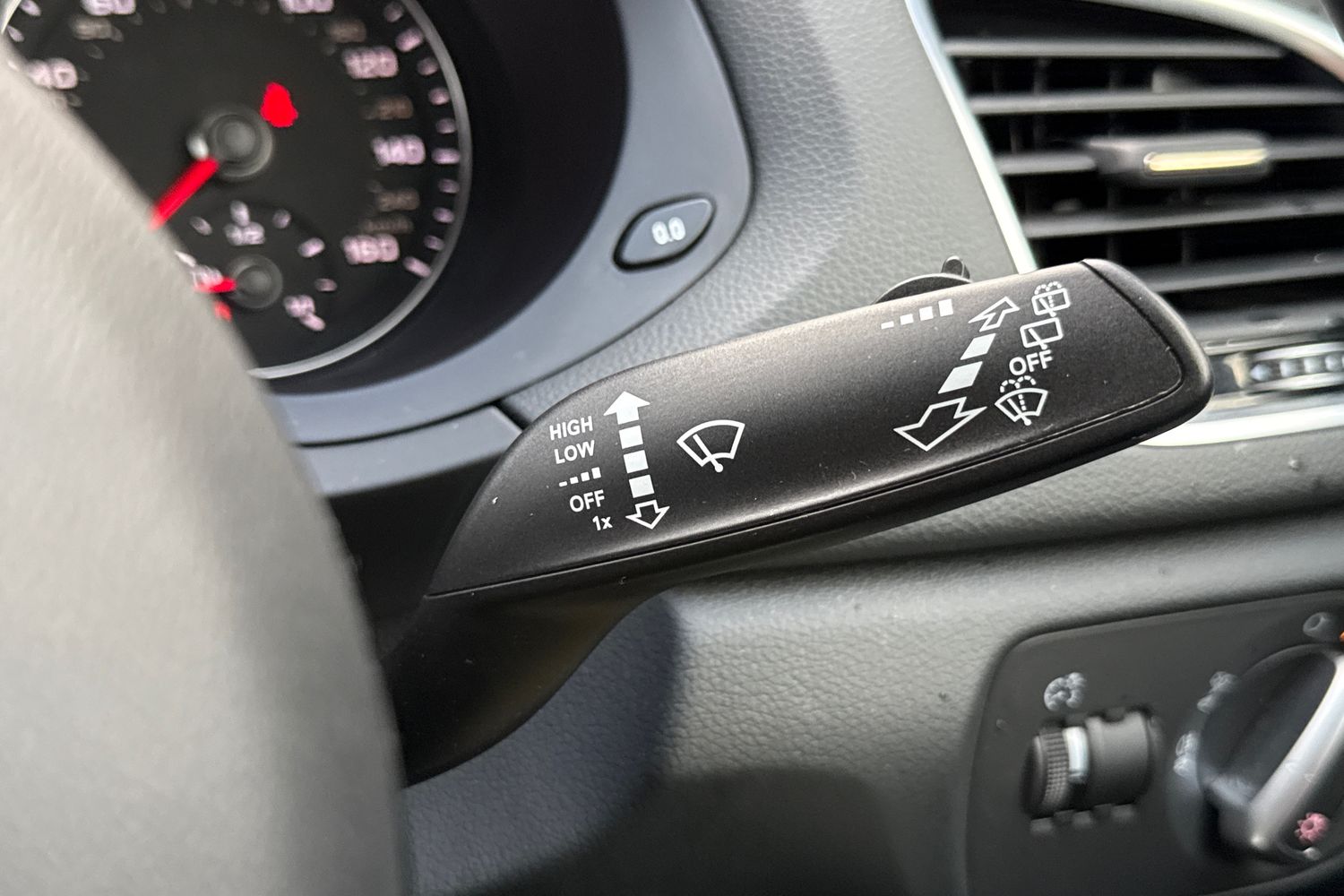 Used Audi Q3 2017 for sale - 78055956: Photo 32