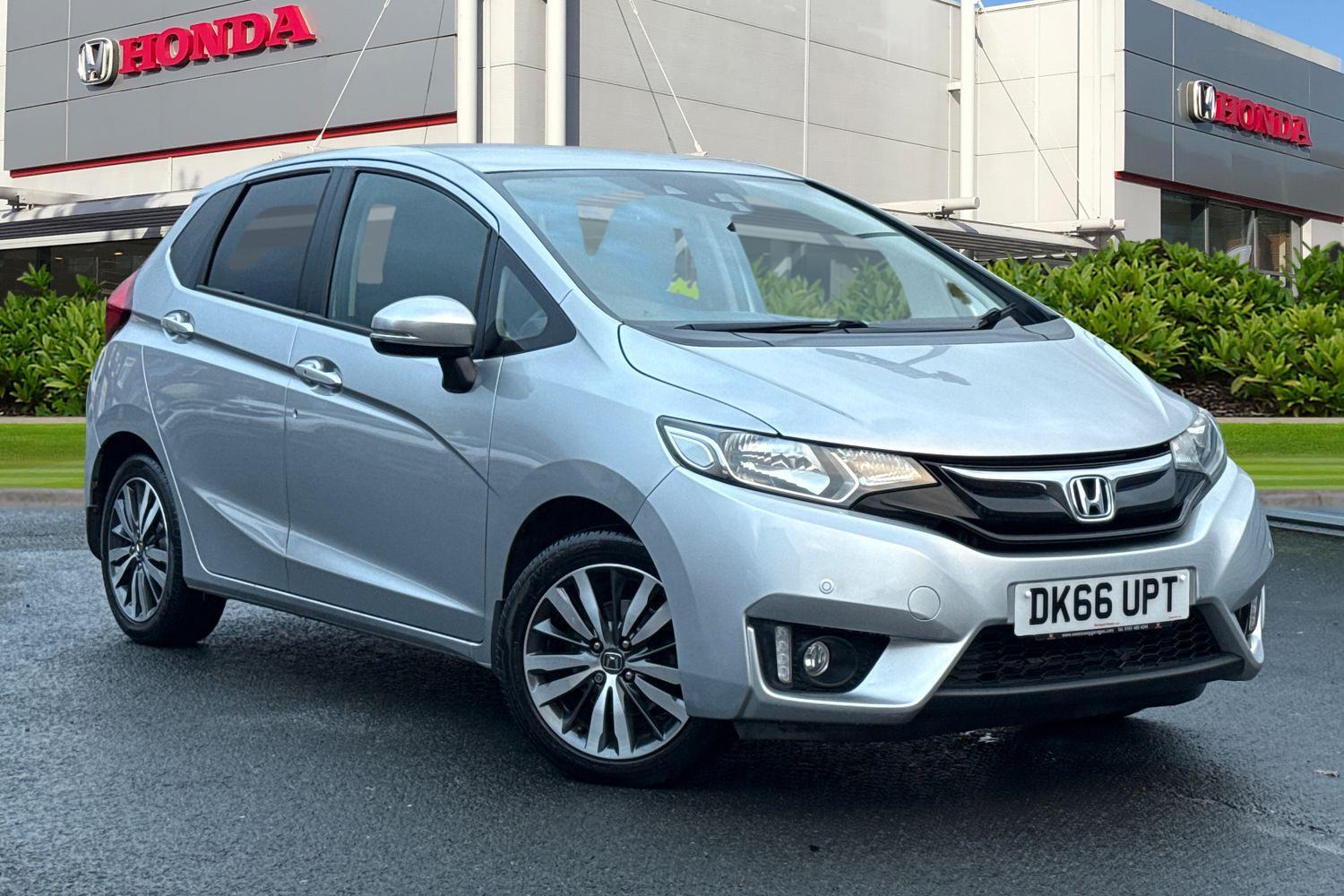 Used Honda Jazz 2016 for sale - 76739522: Photo 1