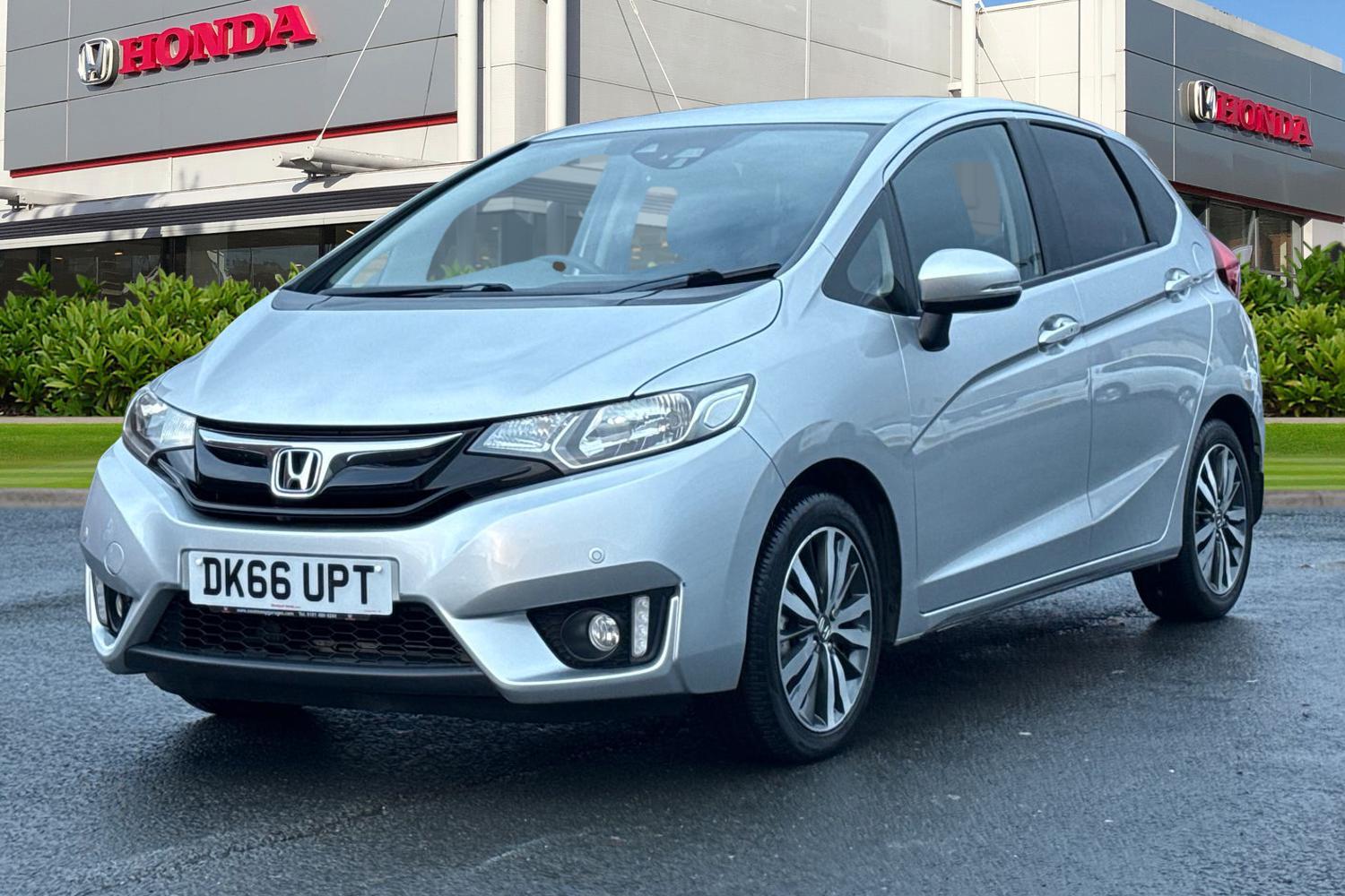 Used Honda Jazz 2016 for sale - 76739522: Photo 10