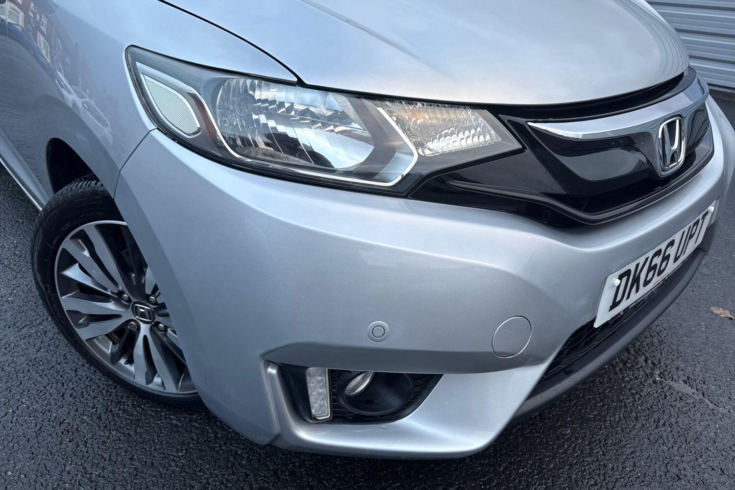 Used Honda Jazz 2016 for sale - 76739522: Photo 24