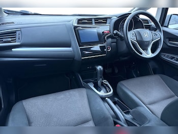 Used Honda Jazz 2016 for sale - 76739522: Photo