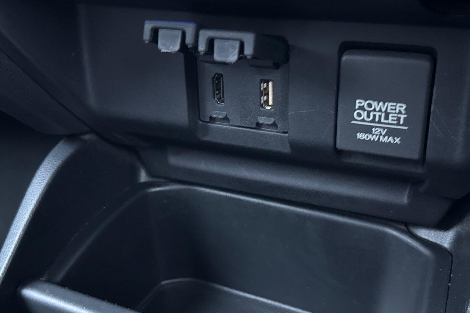 Used Honda Jazz 2016 for sale - 76739522: Photo 37