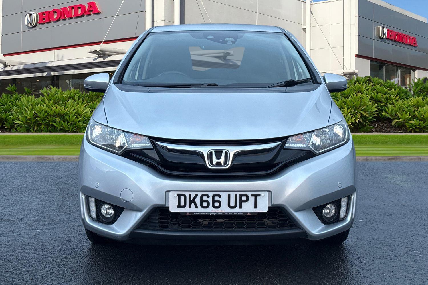 Used Honda Jazz 2016 for sale - 76739522: Photo 6