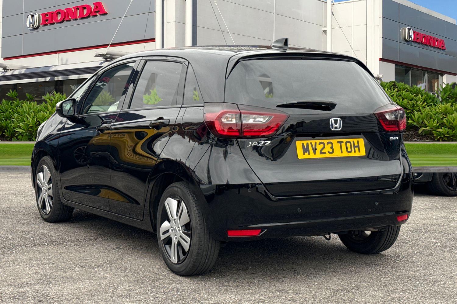 Used Honda Jazz 2023 for sale - 78097744: Photo 2