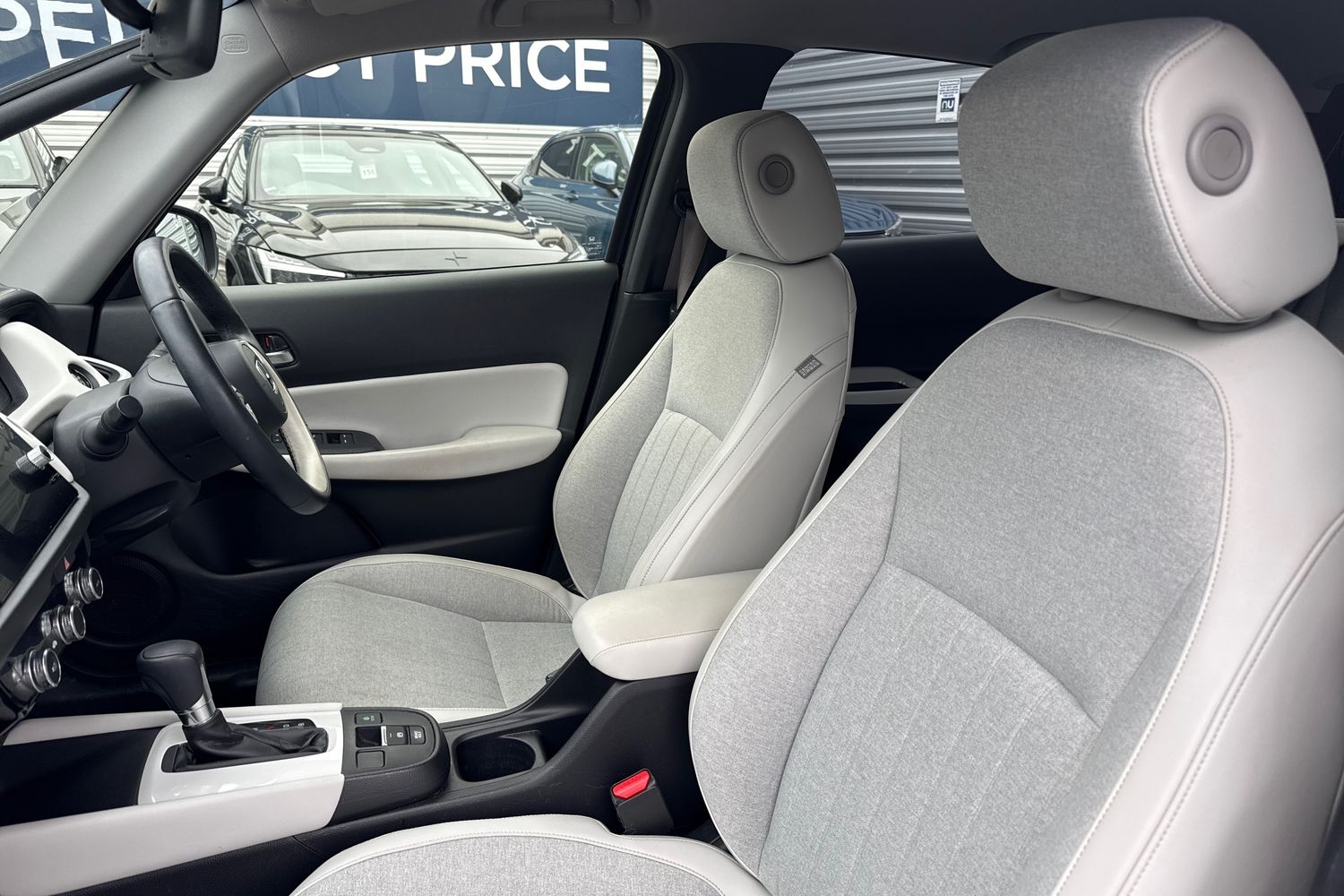 Used Honda Jazz 2023 for sale - 78097744: Photo 30