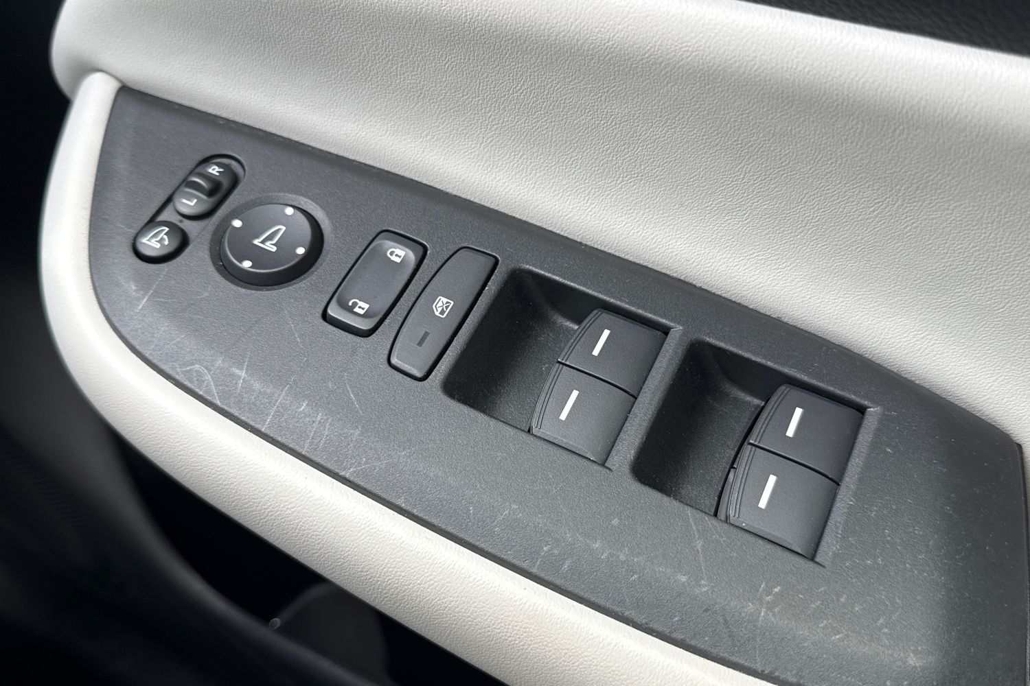 Used Honda Jazz 2023 for sale - 78097744: Photo 36