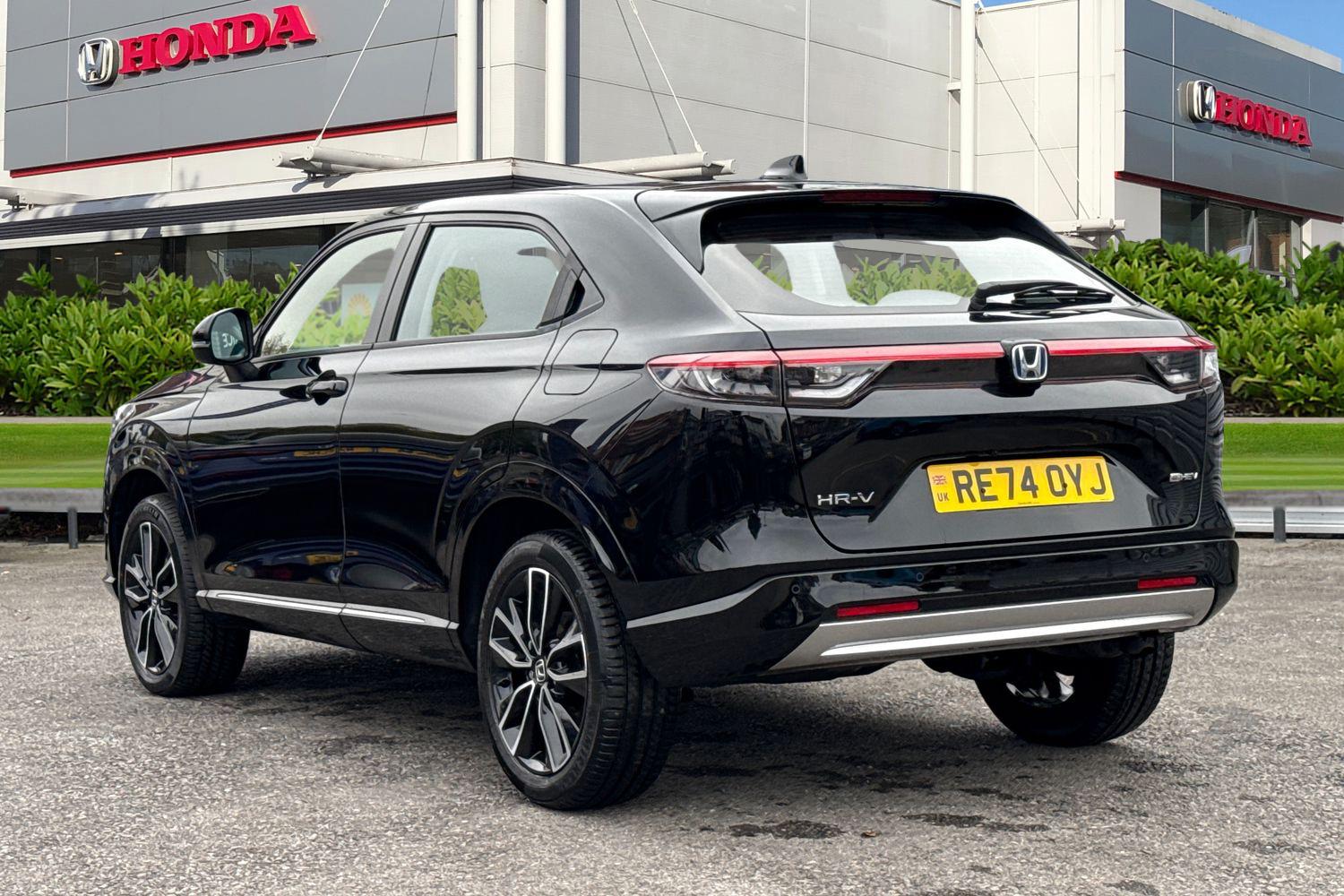 Used Honda HR-V 2024 for sale - 76263935: Photo 2