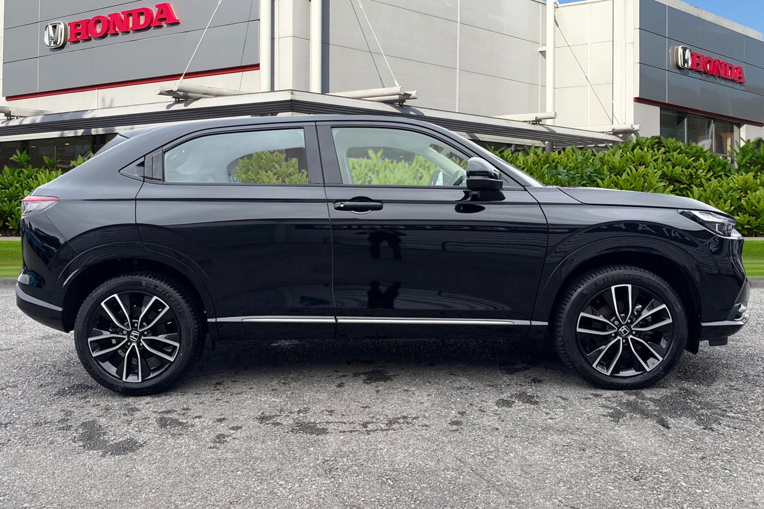 Used Honda HR-V 2024 for sale - 76263935: Photo 3