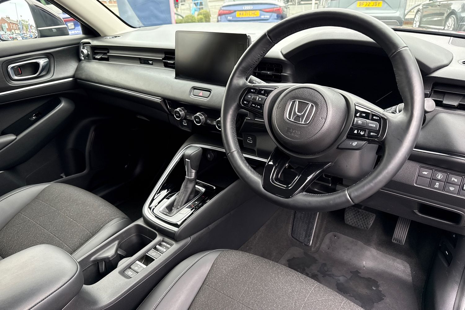 Used Honda HR-V 2024 for sale - 76263935: Photo 32