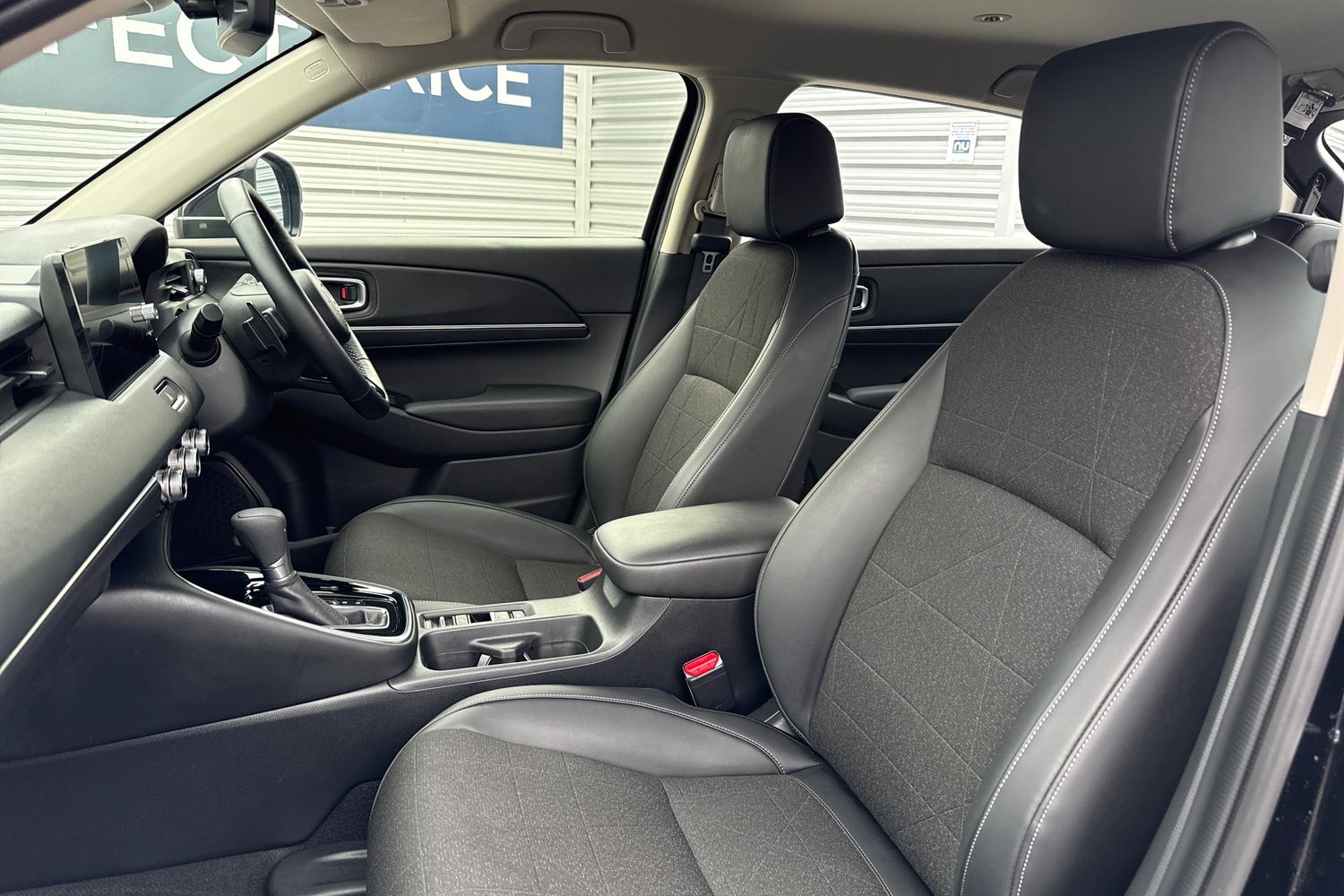 Used Honda HR-V 2024 for sale - 76263935: Photo 35