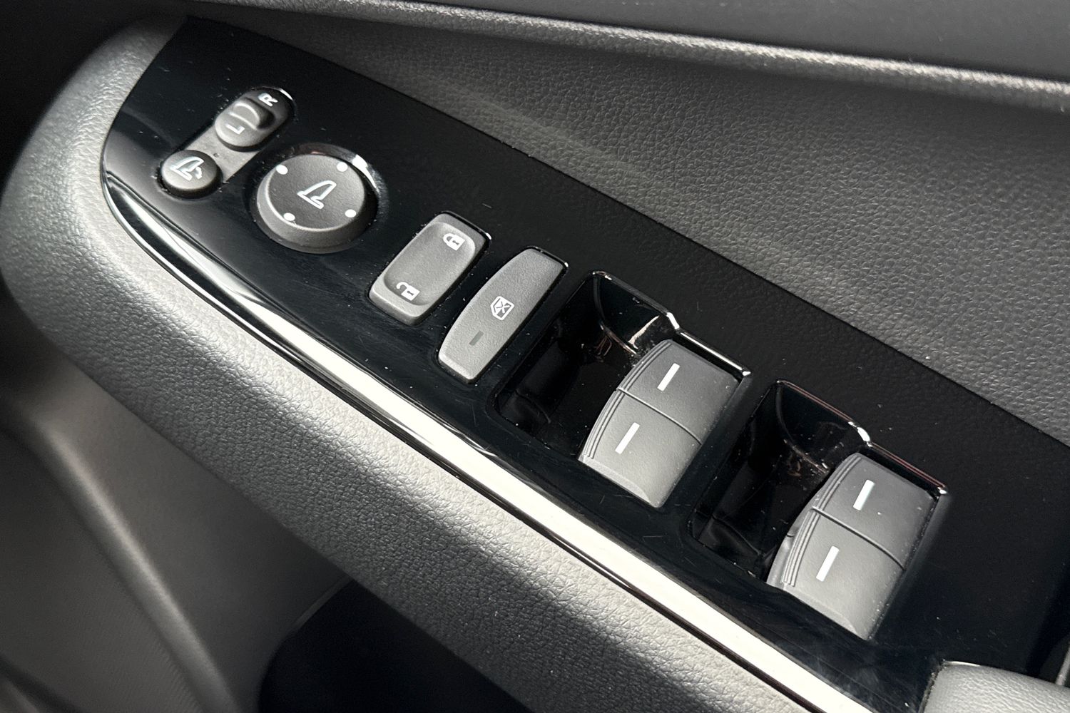 Used Honda HR-V 2024 for sale - 76263935: Photo 46