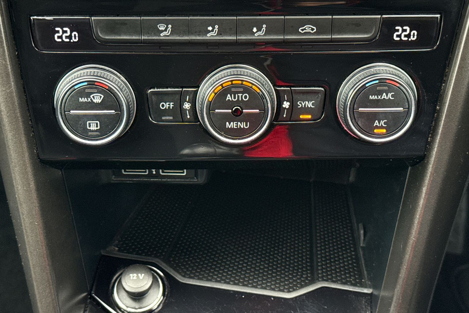 Used Volkswagen T-Roc 2019 for sale - 77935712: Photo 20