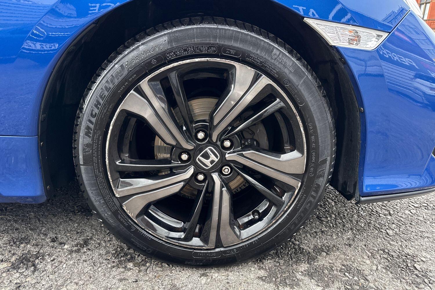 Used Honda Civic 2017 for sale - 77472881: Photo 23