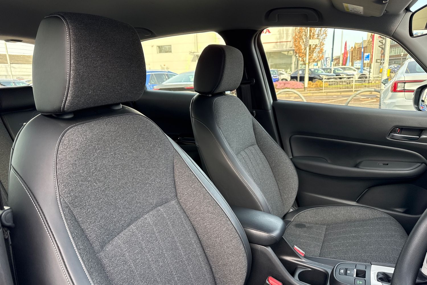 Used Honda Jazz 2023 for sale - 77582680: Photo 24