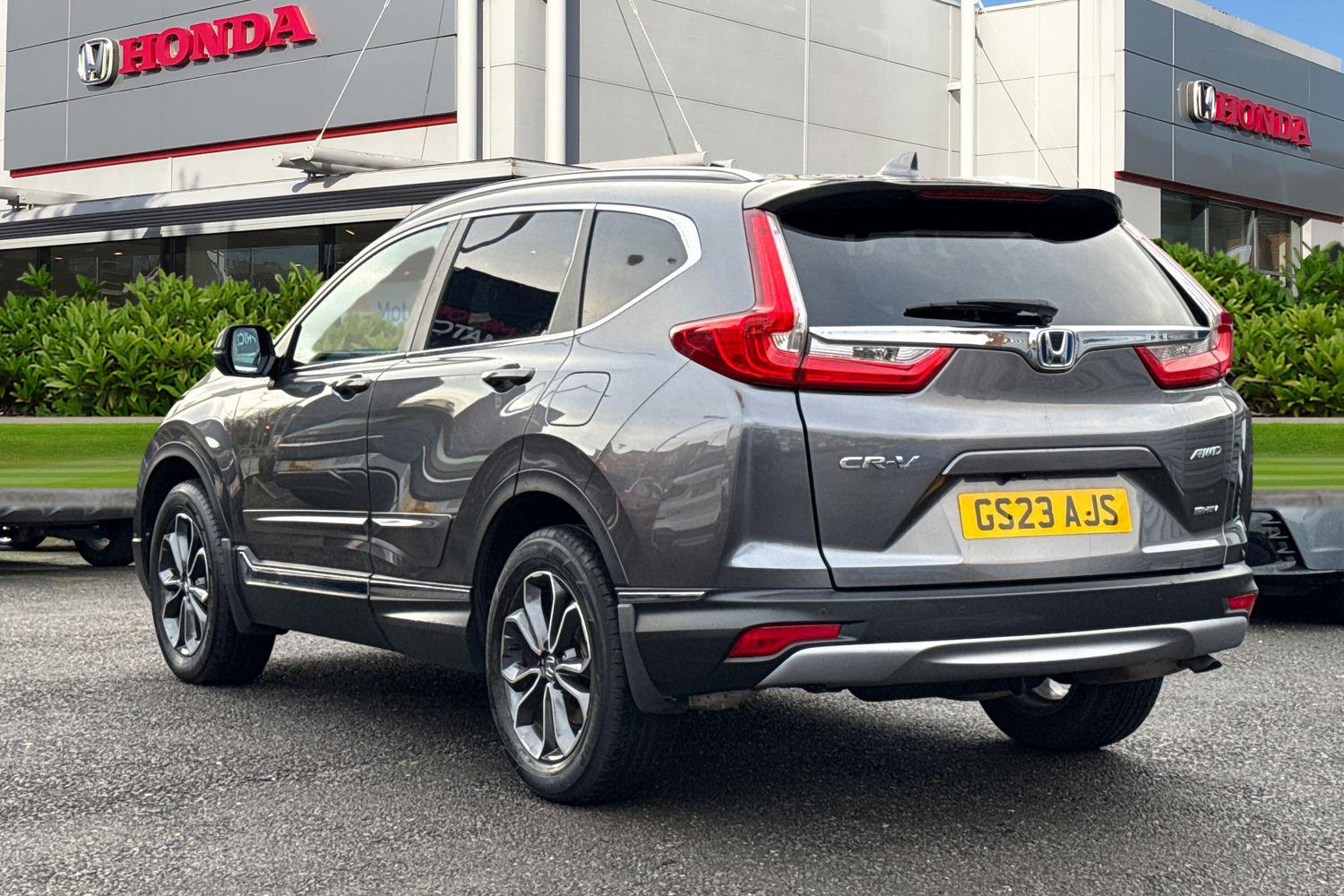 Used Honda CR-V 2023 for sale - 76836312: Photo 2