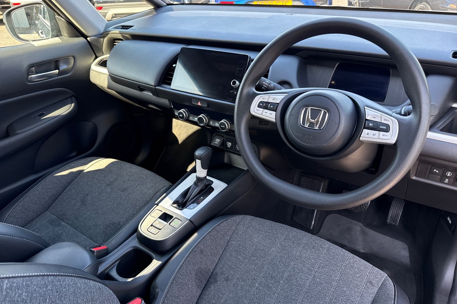 Used Honda Jazz 2023 for sale - 77943908: Photo 29