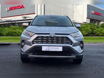 Used Toyota RAV4 2019 for sale - 77006857: Photo