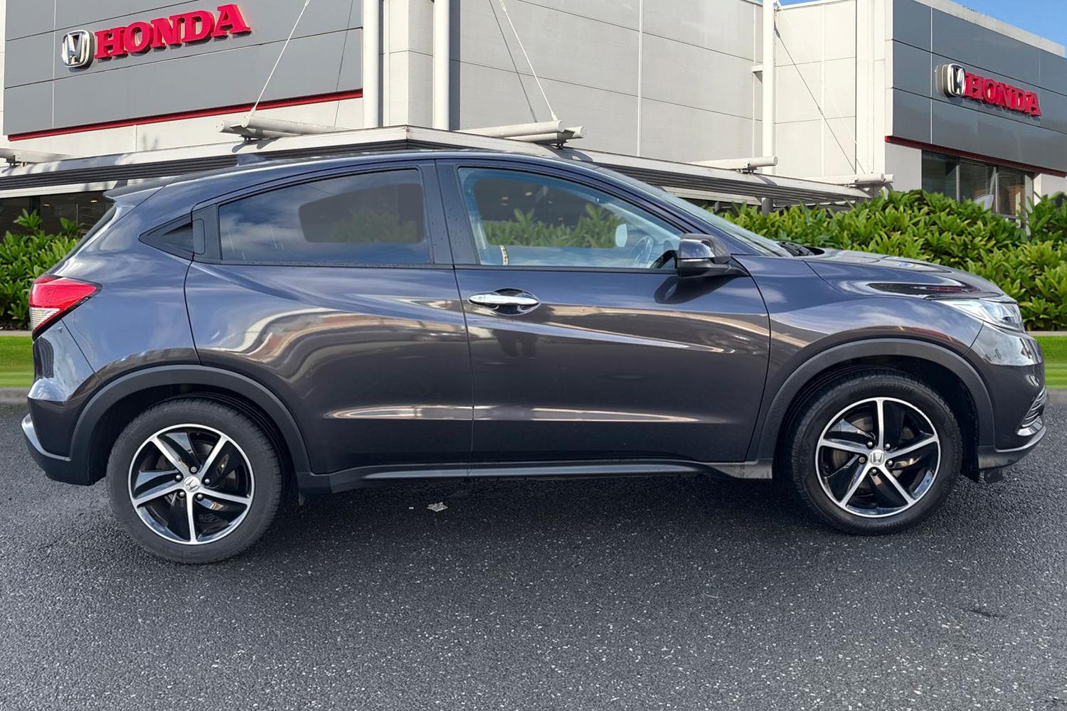 Used Honda HR-V 2019 for sale - 77642047: Photo 3