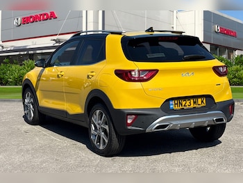 Used Kia Stonic 2023 for sale - 79163667: Photo