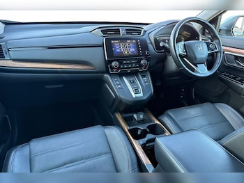 Used Honda CR-V 2019 for sale - 76654296: Photo