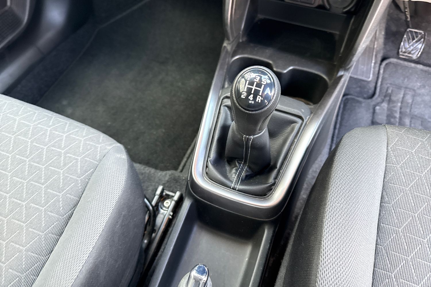 Used Suzuki Swift 2024 for sale - 77642109: Photo 22