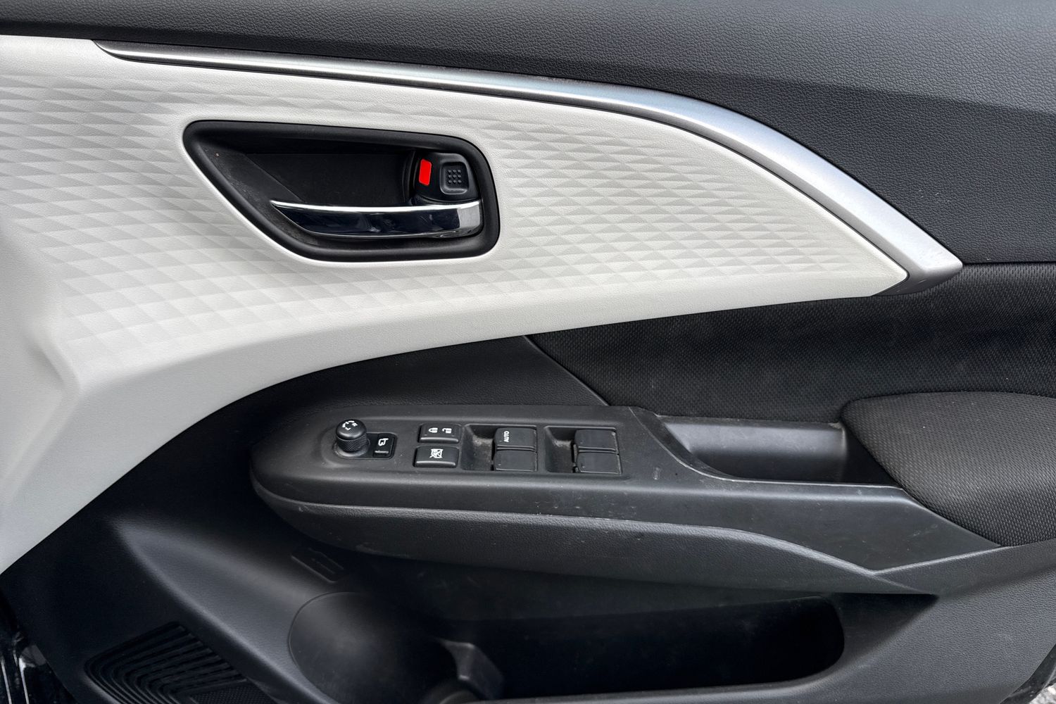 Used Suzuki Swift 2024 for sale - 77642109: Photo 23