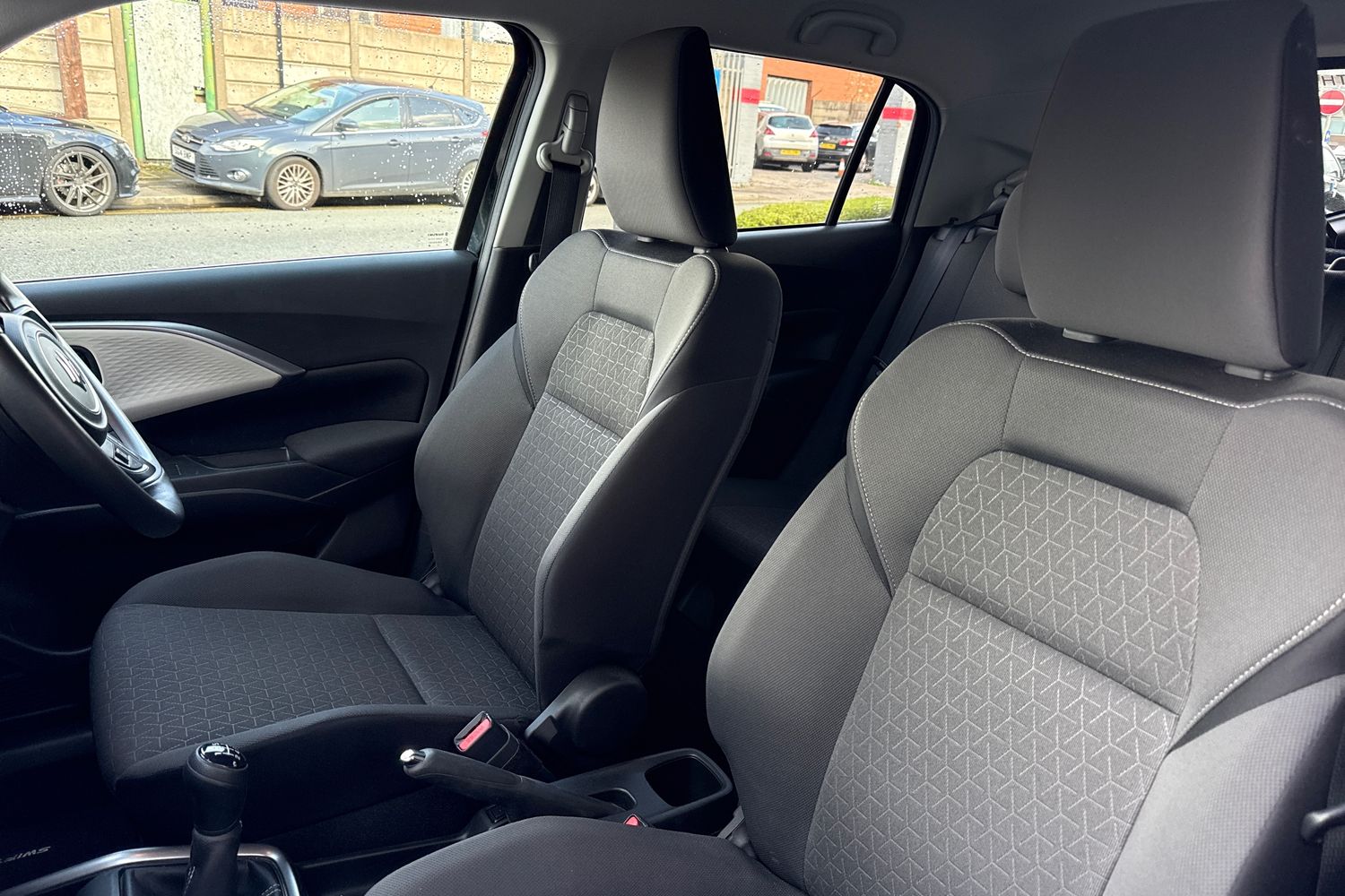 Used Suzuki Swift 2024 for sale - 77642109: Photo 30