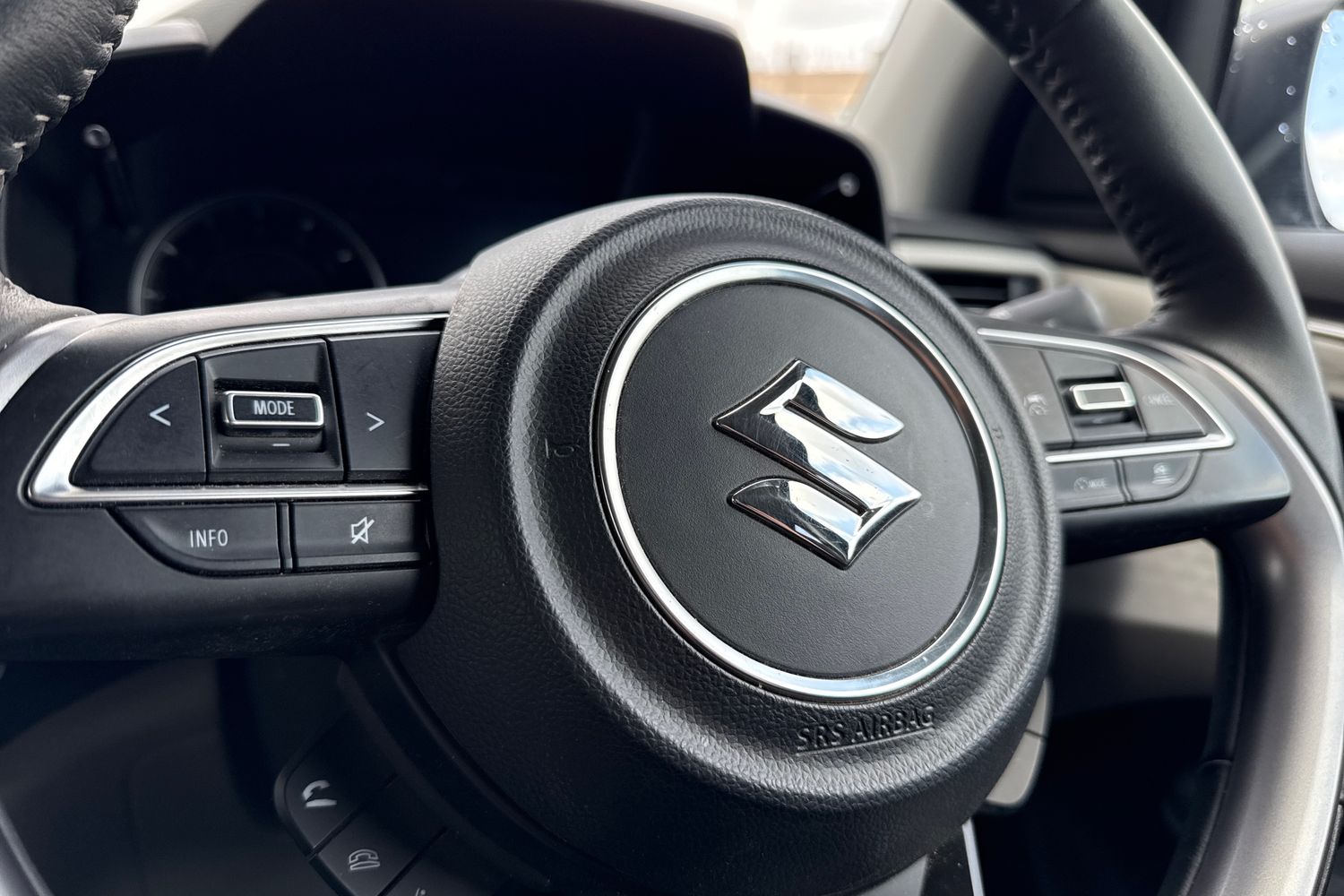 Used Suzuki Swift 2024 for sale - 77642109: Photo 40