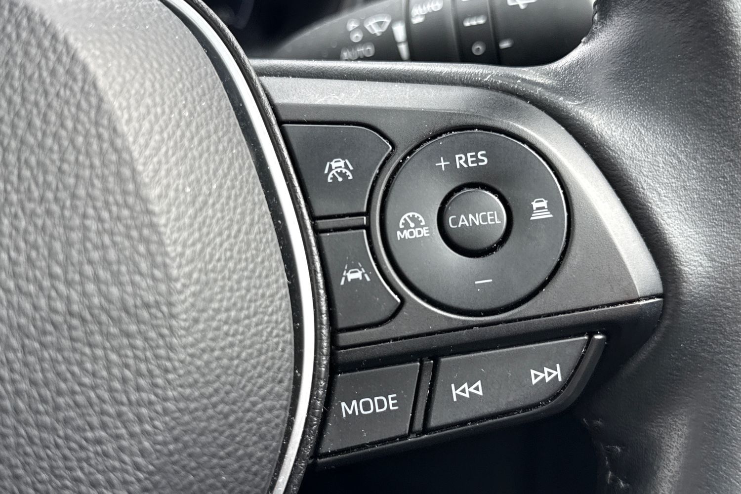 Used Toyota Corolla 2023 for sale - 77989754: Photo 40