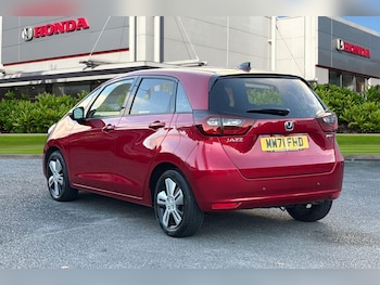 Used Honda Jazz 2021 for sale - 76604136: Photo